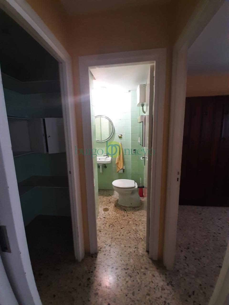 EXCELENTE VIVIENDA, JUNTO A LA PLAZA DE GUZMAN - Foto 75