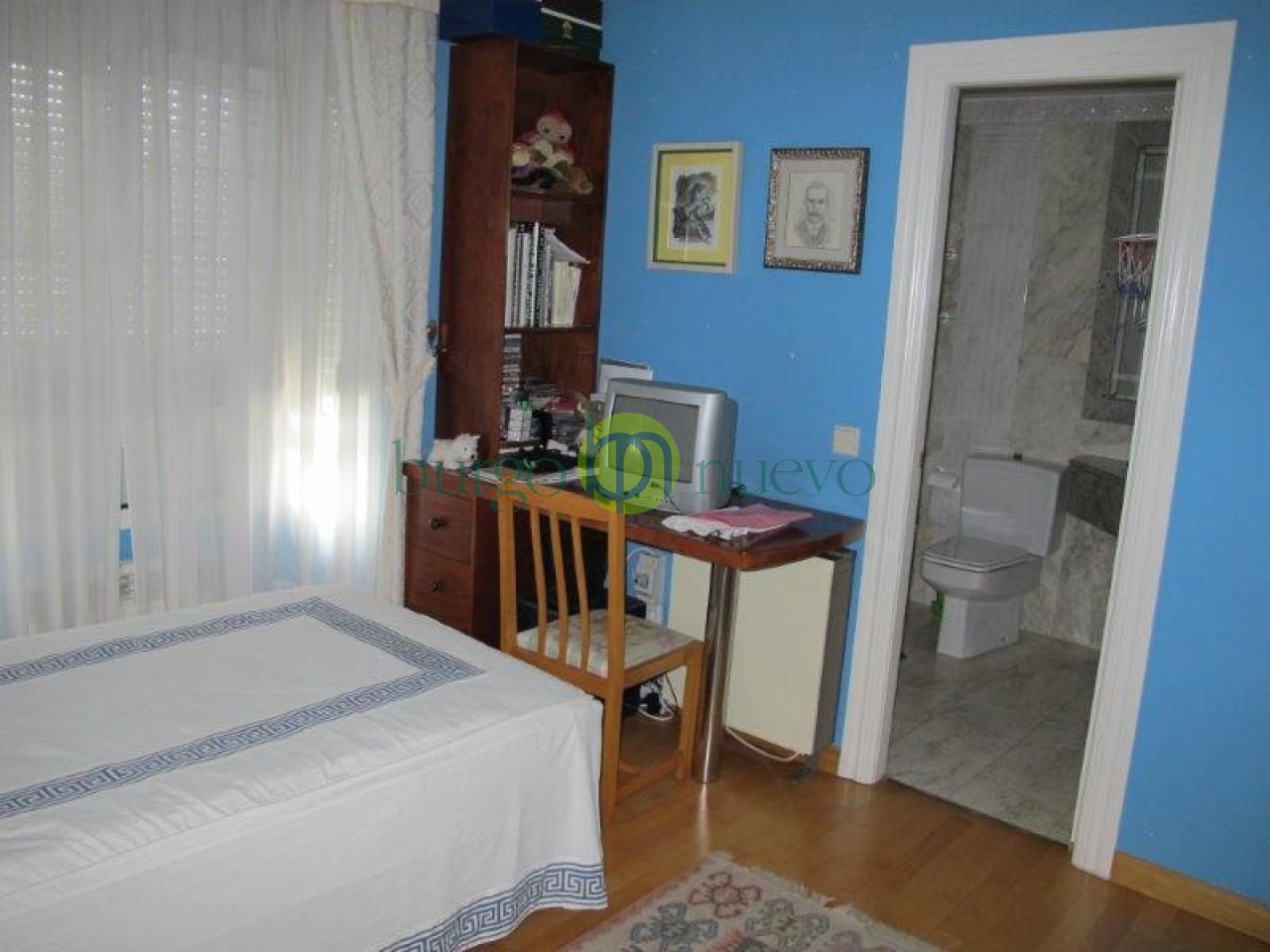CHALET EN VENTA EN URBANIZACION LOS ROSALES - Foto 17