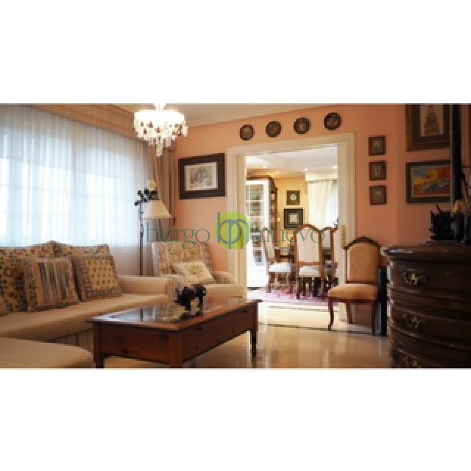 CHALET EN VENTA EN URBANIZACION LOS ROSALES - Foto 4