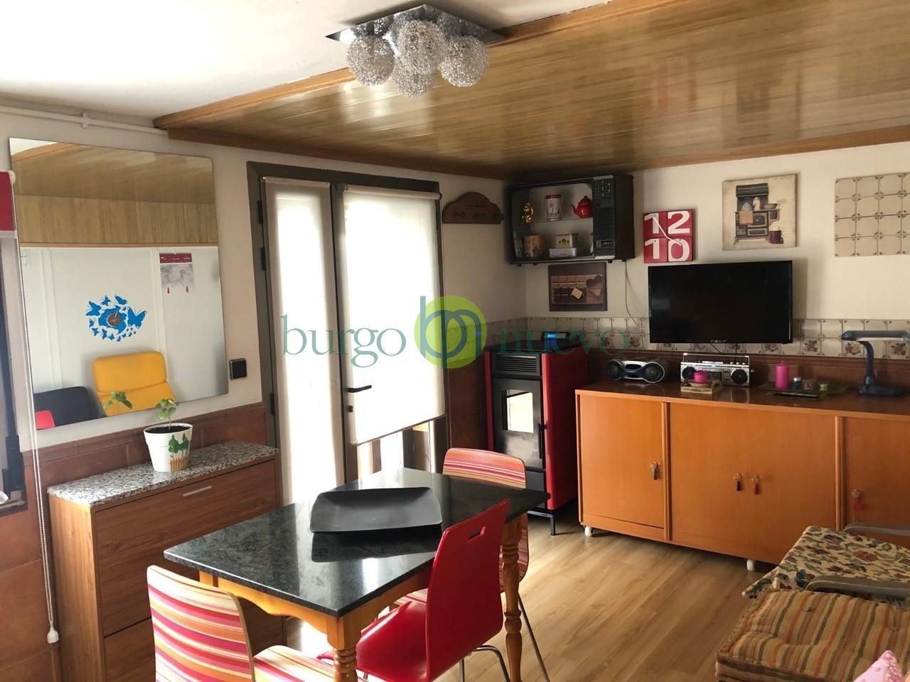 CASA UNIFAMILIAR EN LA ZONA DE NOCEDO. MUY BONITA Y TOTALMENTE REFORMADA. - Foto 5