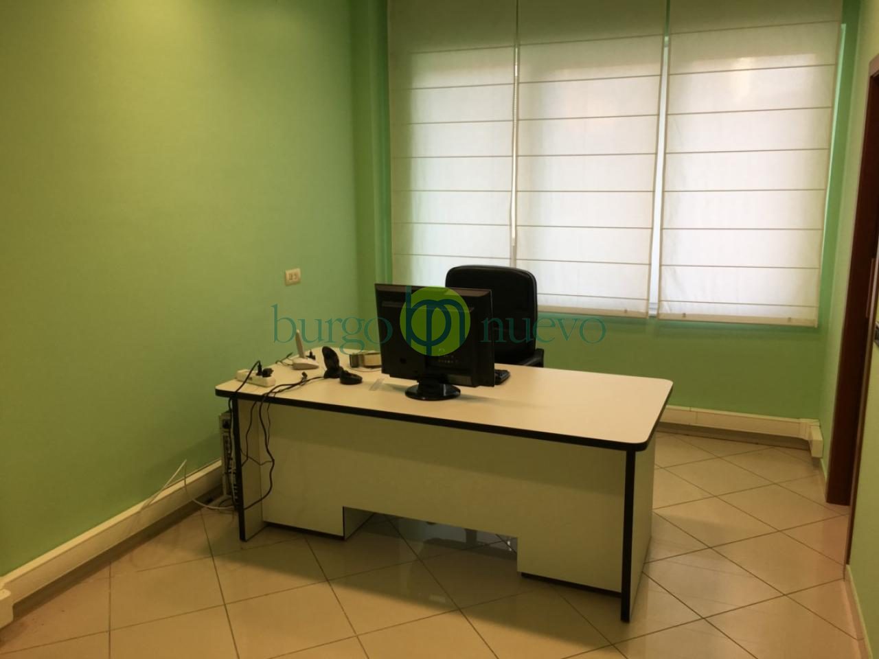 OFICINA EN ALQUILER EN LA ZONA DE LA CHANTRIA - Foto 3