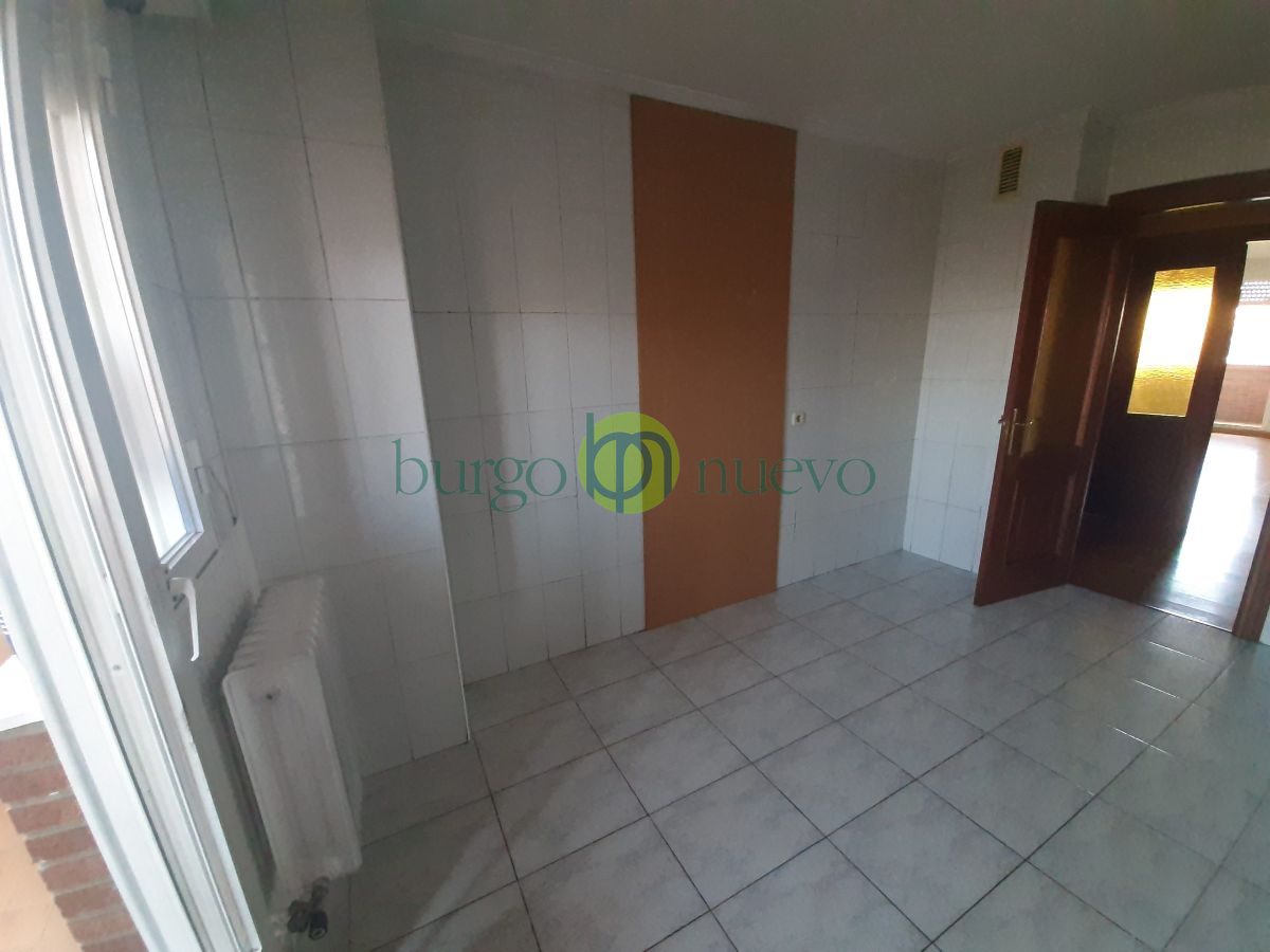 Piso en Paseo Salamanca - Foto 12
