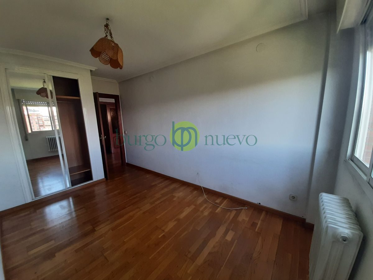 Piso en Paseo Salamanca - Foto 9