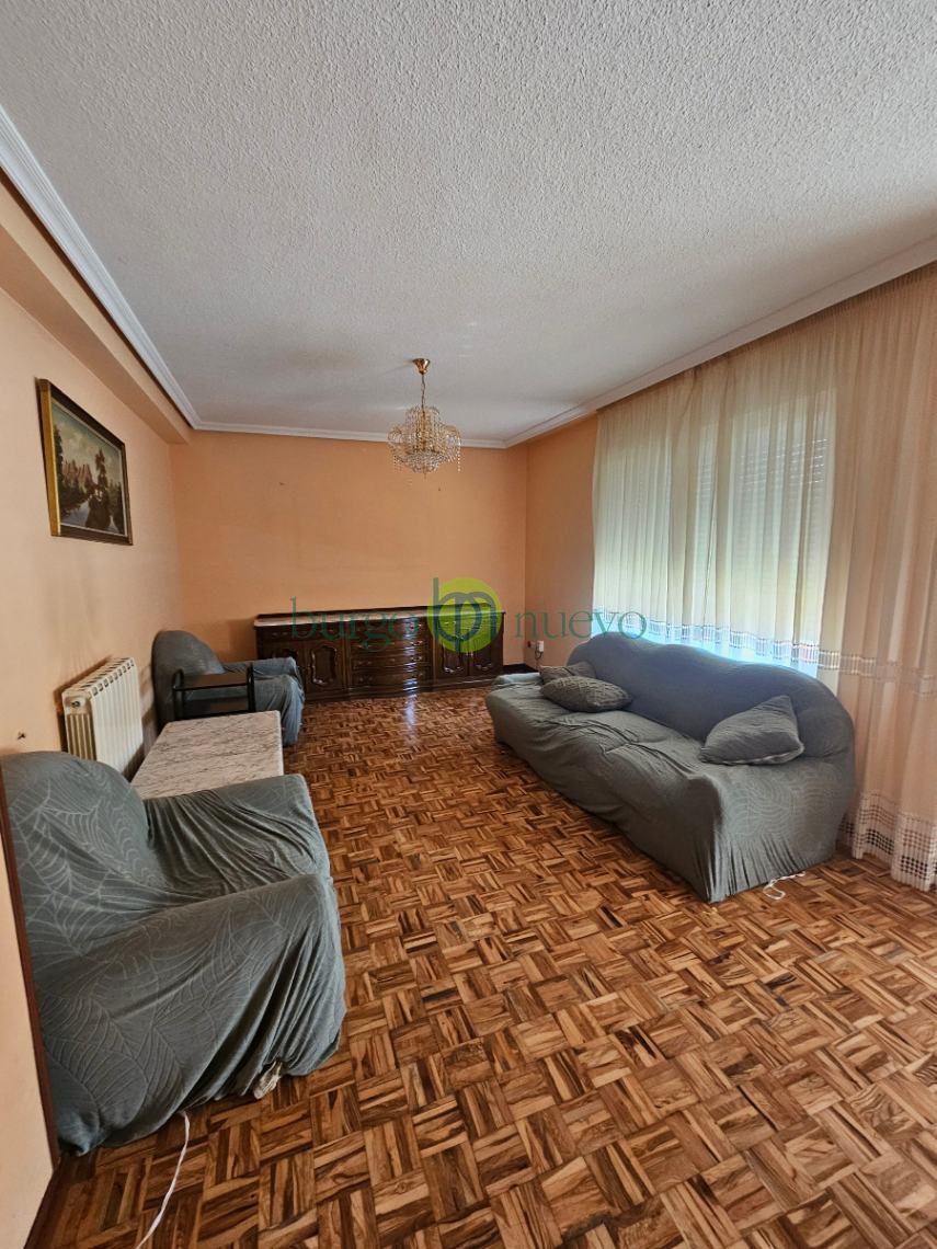 VENTA CASA  con gran terraza, garaje y rentabilidad por local alquilado en Avenida León - Foto 23