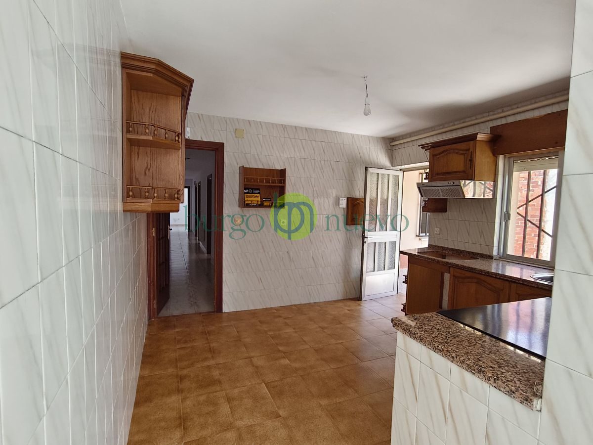 Casa en Calle Bandonilla (Armunia) - Foto 3