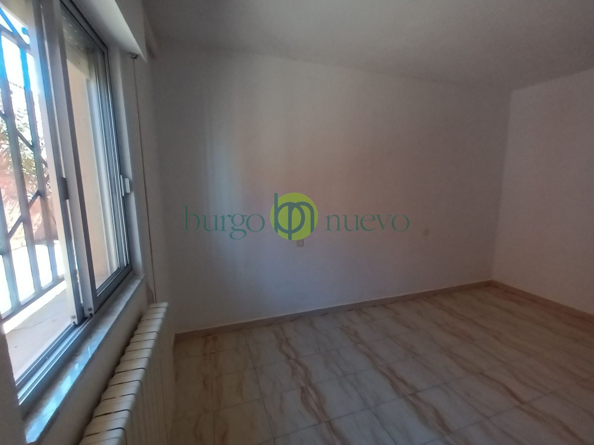 Casa en Calle Bandonilla (Armunia) - Foto 6