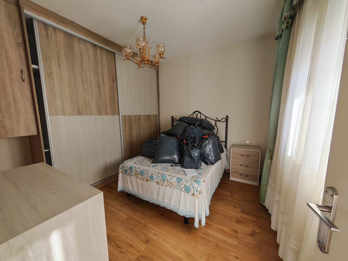 🏡 Se vende casa adosada en perfecto estado, a un paso de Bembibre