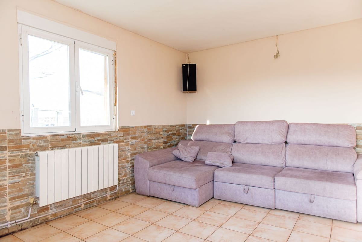 Se vende amplísima casa a menos de 10 minutos de León capital