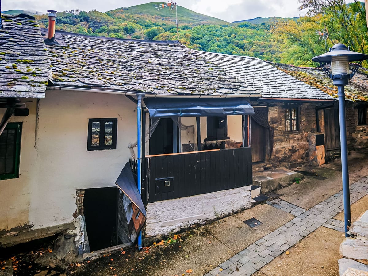 🏔️Casita de piedra de 300 años por solo 40.000€