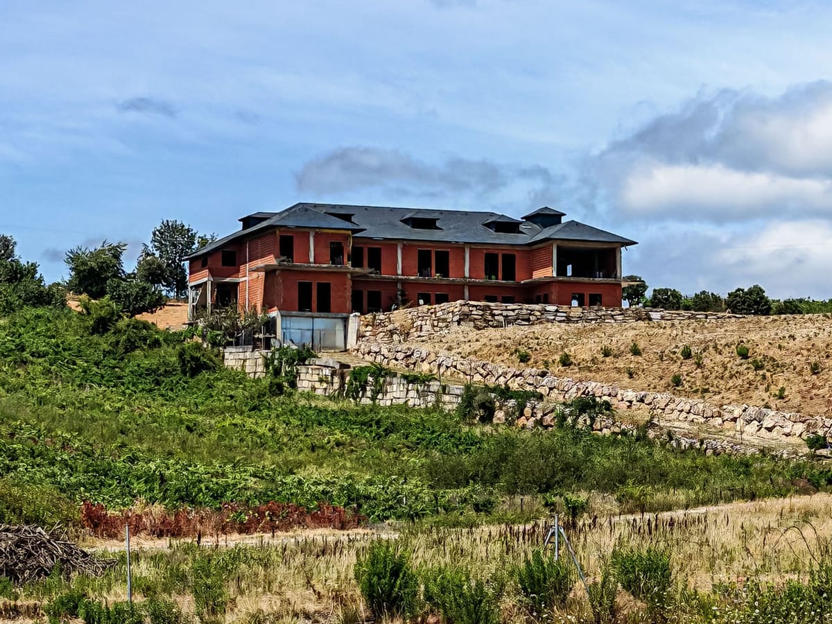 🍇 Se vende Hotel · Restaurante · Bodega de Vinos en pleno Camino de Santiago 🥂🏨