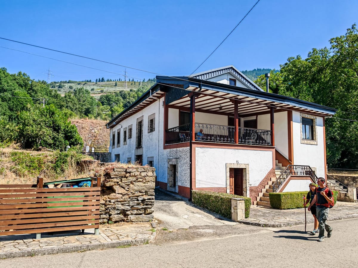 ✨🏡 Gran Casa de Piedra en el Camino de Santiago – La Portela 🏡✨