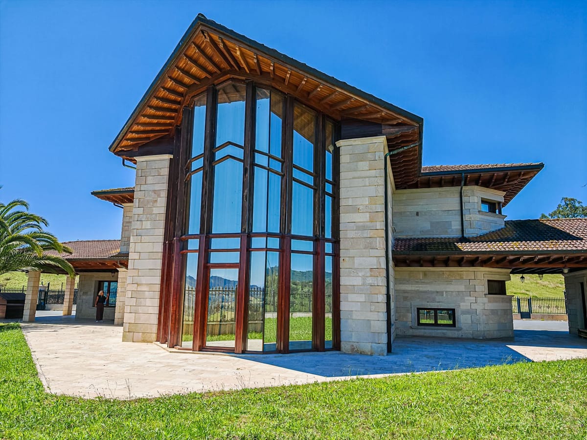 🏡 Exclusivo palacete con finca ganadera de 140 hectáreas en el corazón de Asturias
