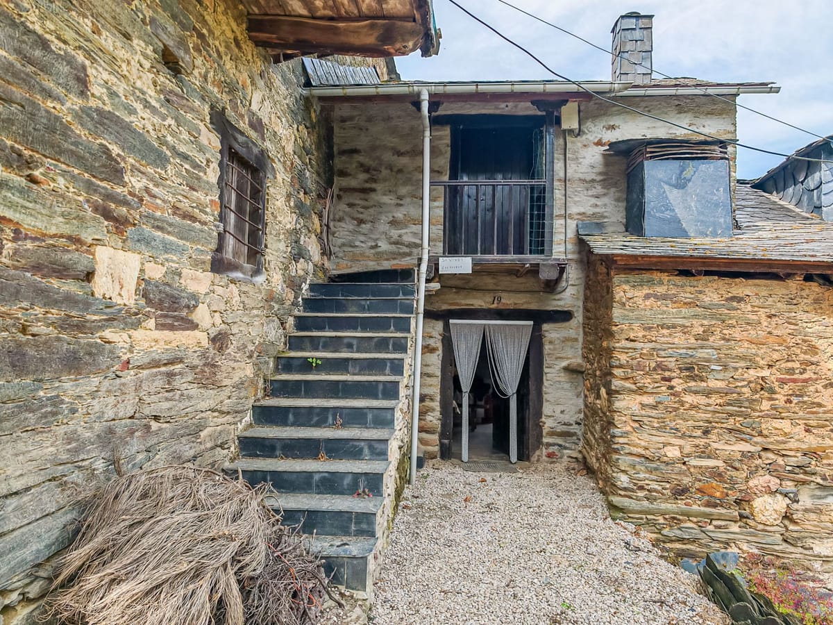 Se vende casa de piedra cerca de Las Medulas