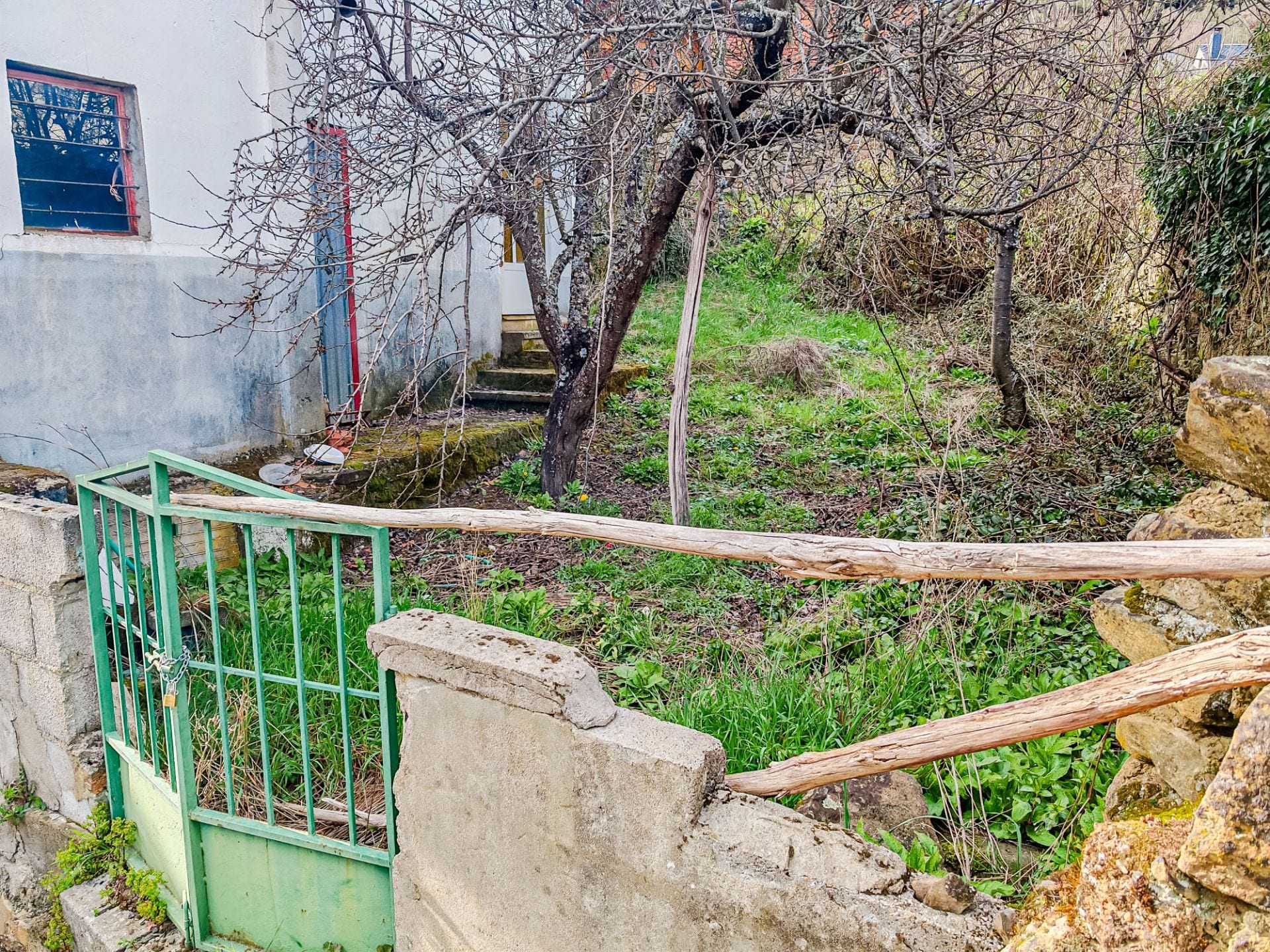 🏡 Se vende casa con jardín cerca de Bembibre (El Bierzo, León) - Foto 16