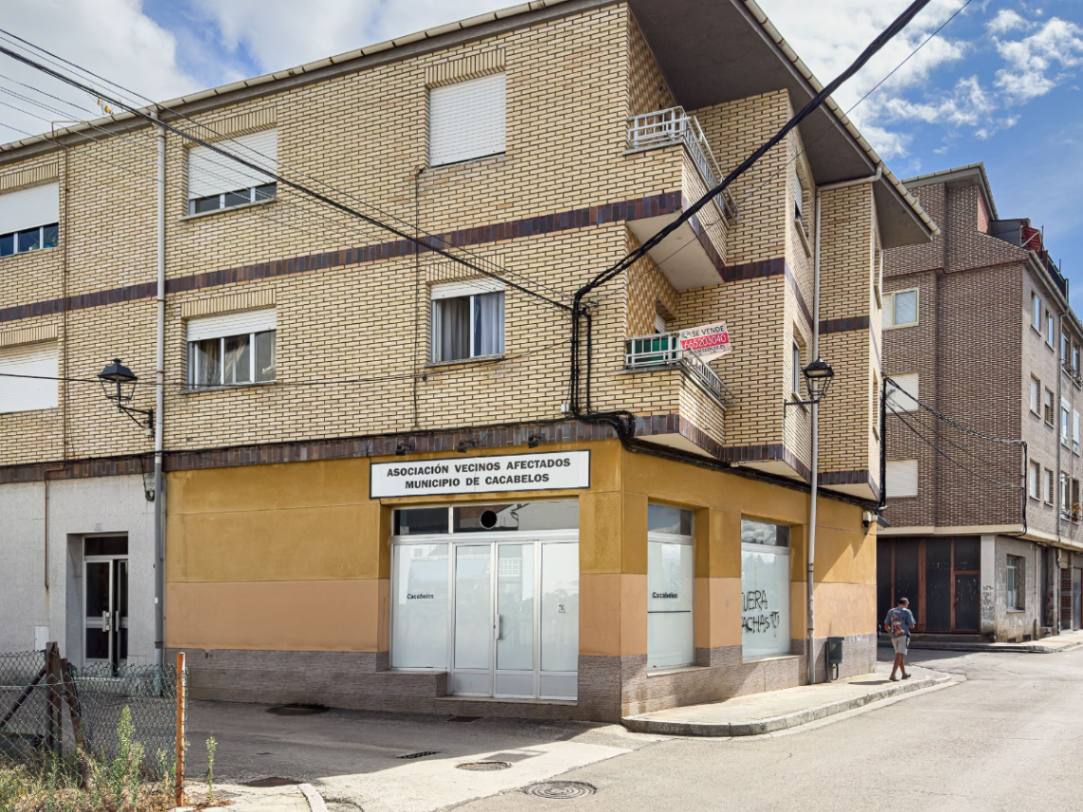 🏡 Piso en venta en Cacabelos | 3 habitaciones, terraza y listo para entrar
