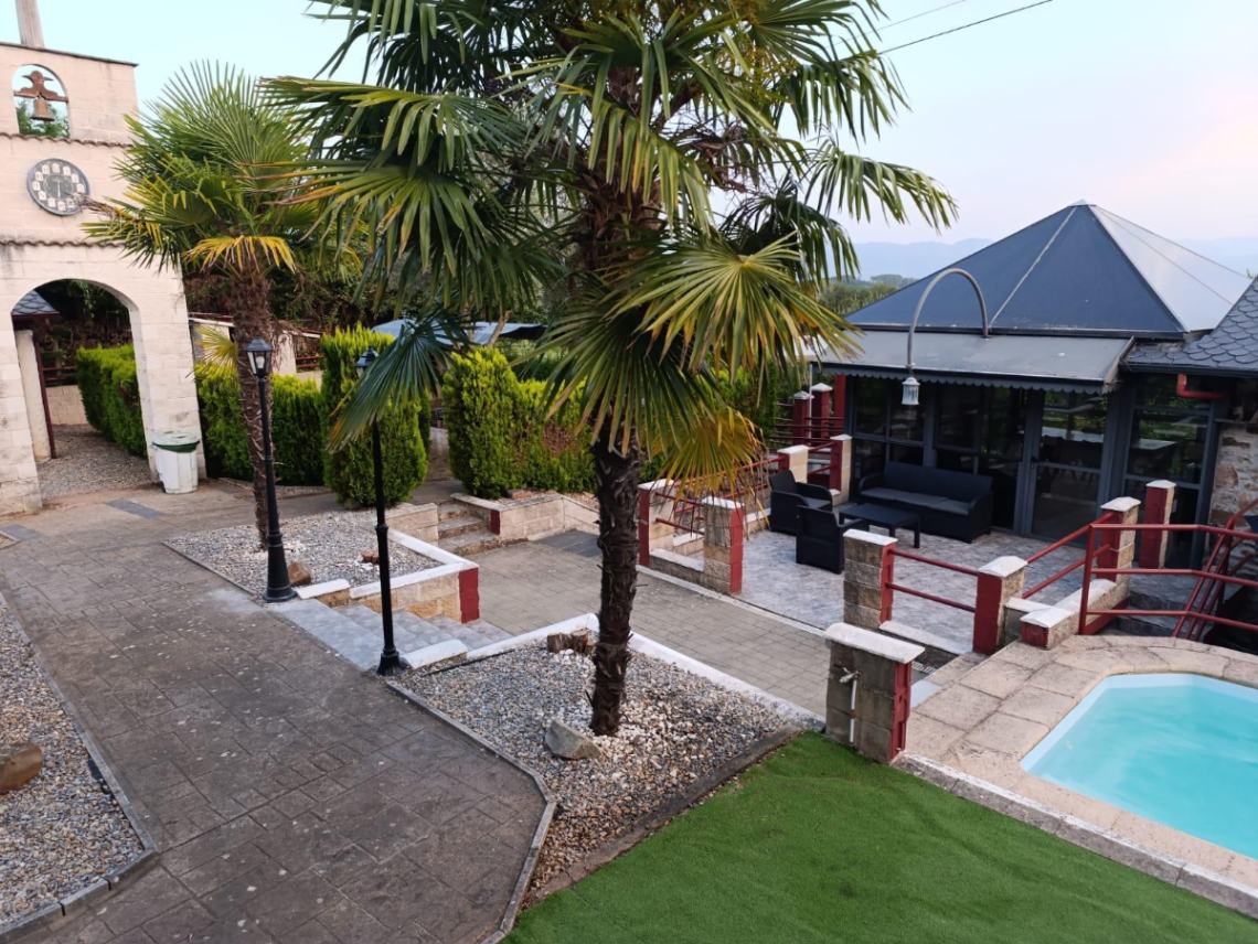 🏡 Exclusiva finca rural con dos casas, piscina y naturaleza