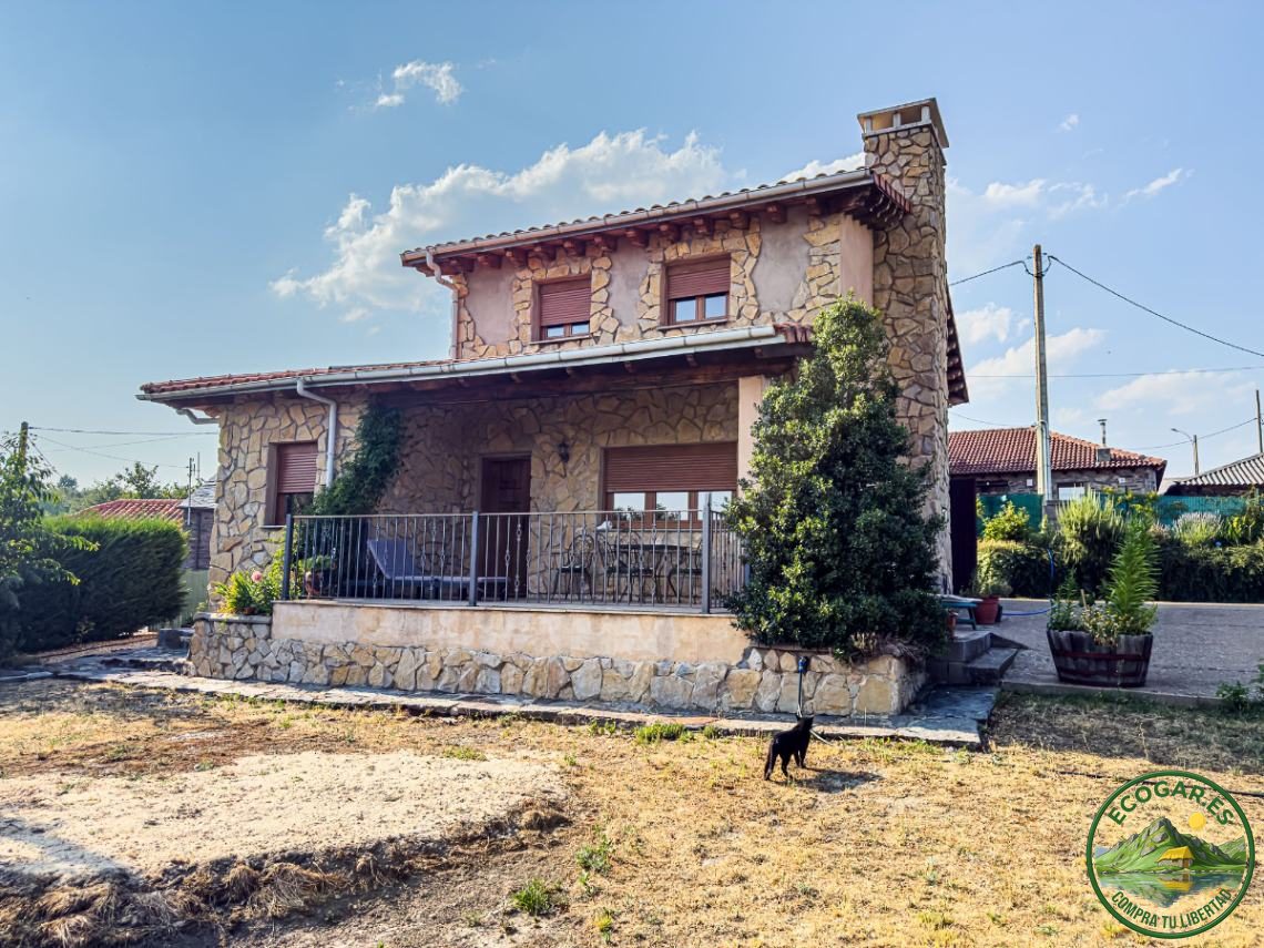 🏡 Una casa nueva en plena montaña. Naturaleza, espacio y libertad a solo 20 minutos de Astorga.