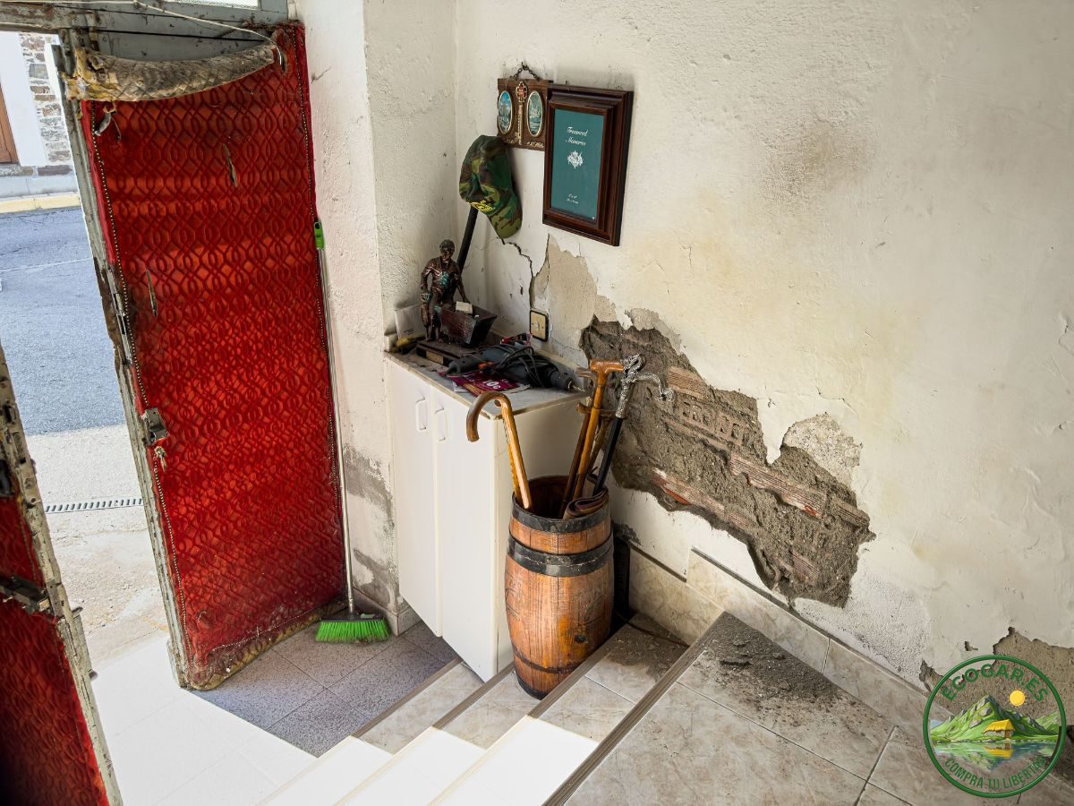 Casa de piedra con terreno en Toreno - Foto 12