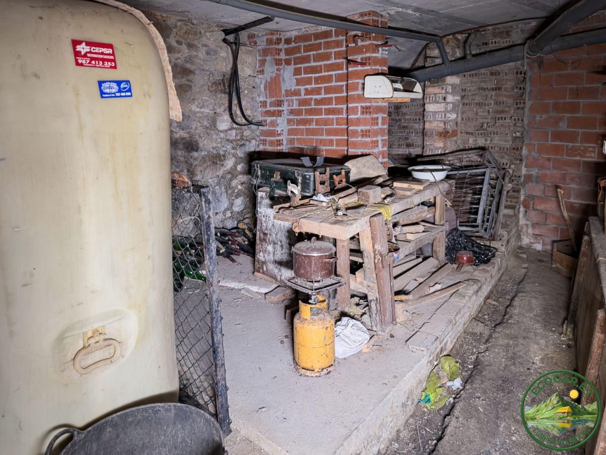 Casa de piedra con terreno en Toreno - Foto 18