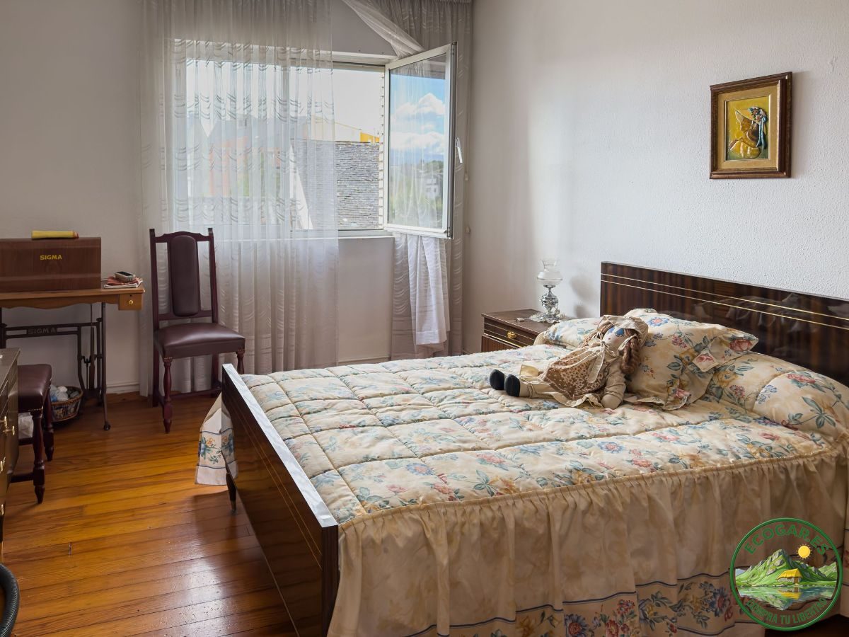 🏡 Piso en venta en Cacabelos | 3 habitaciones, terraza y listo para entrar - Foto 4