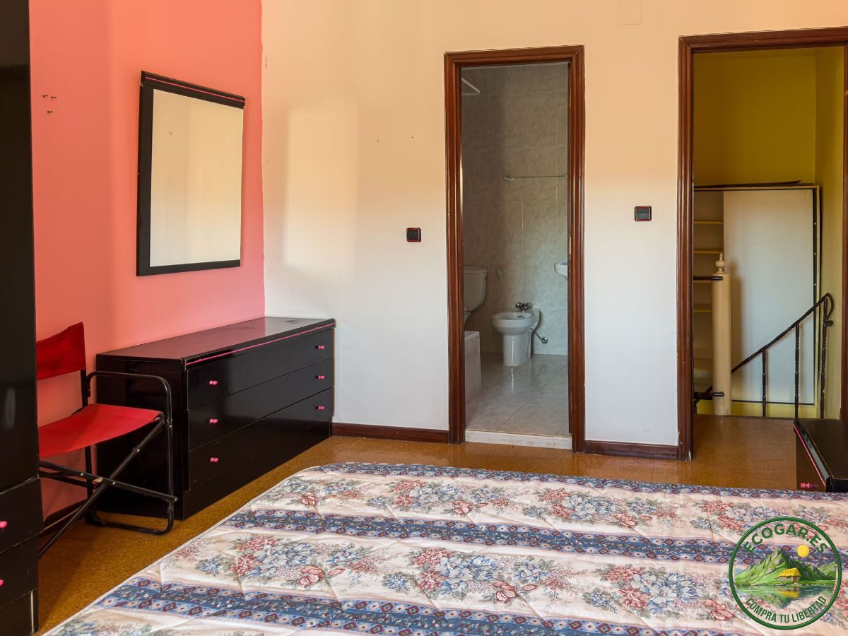 CASA PAREADA EN VILLADEPALOS - Foto 3