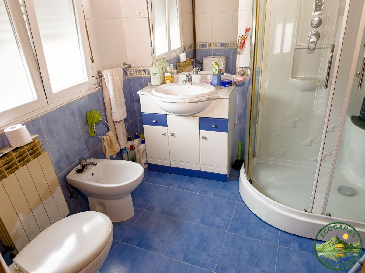Casa reformada en Noceda - Foto 4