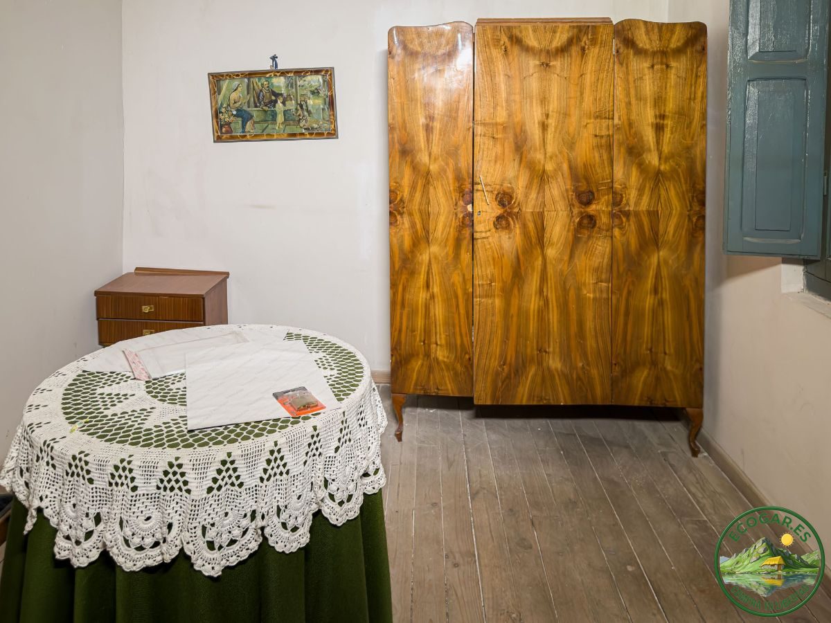Casa con terreno para reformar en Toral - Foto 11
