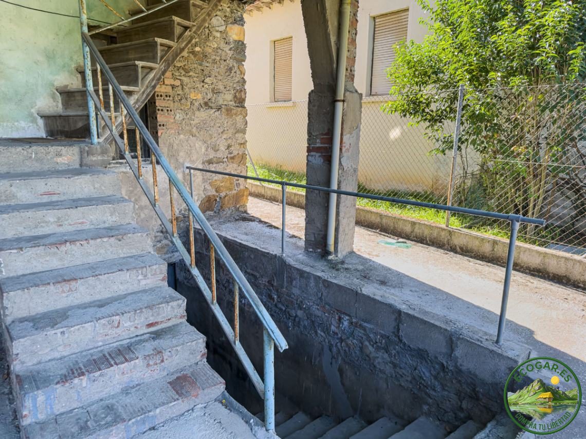Casa con terreno para reformar en Toral - Foto 5