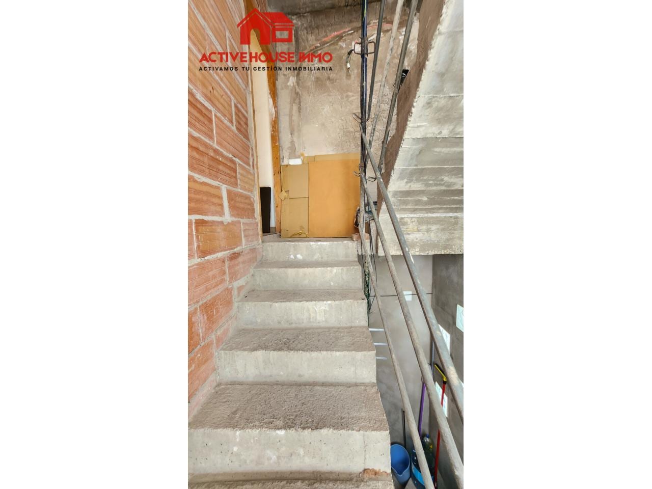 Casa con comercio en el centro de Santa Bàrbara - Foto 9
