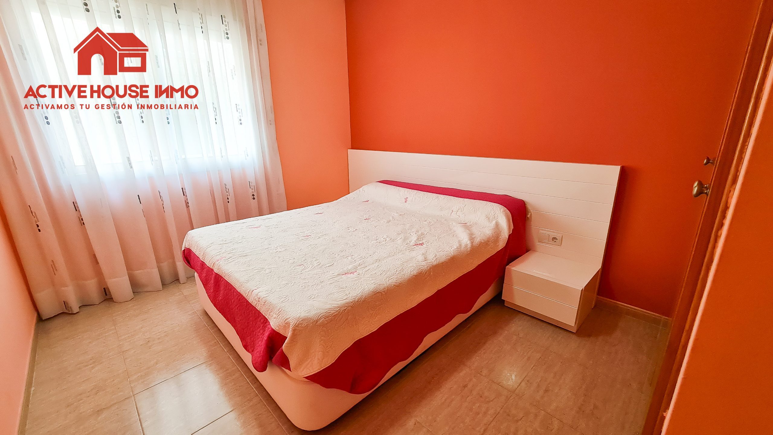 Venta de piso de 3 habitaciones con terraza en La Ràpita - Foto 9
