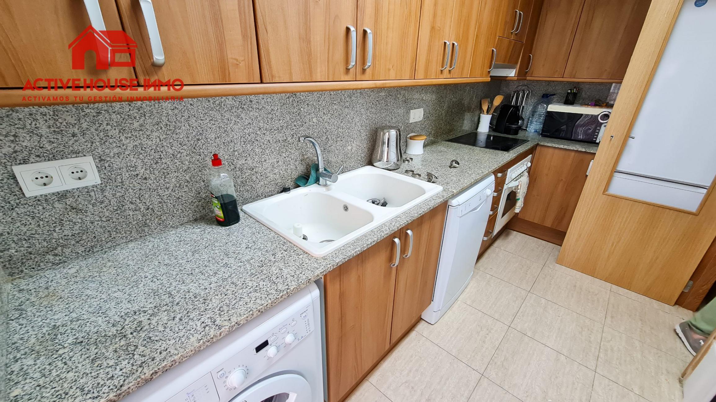 Venta de piso de 3 habitaciones con terraza en La Ràpita - Foto 7