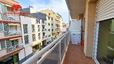 Venta de piso de 3 habitaciones con terraza en La Ràpita