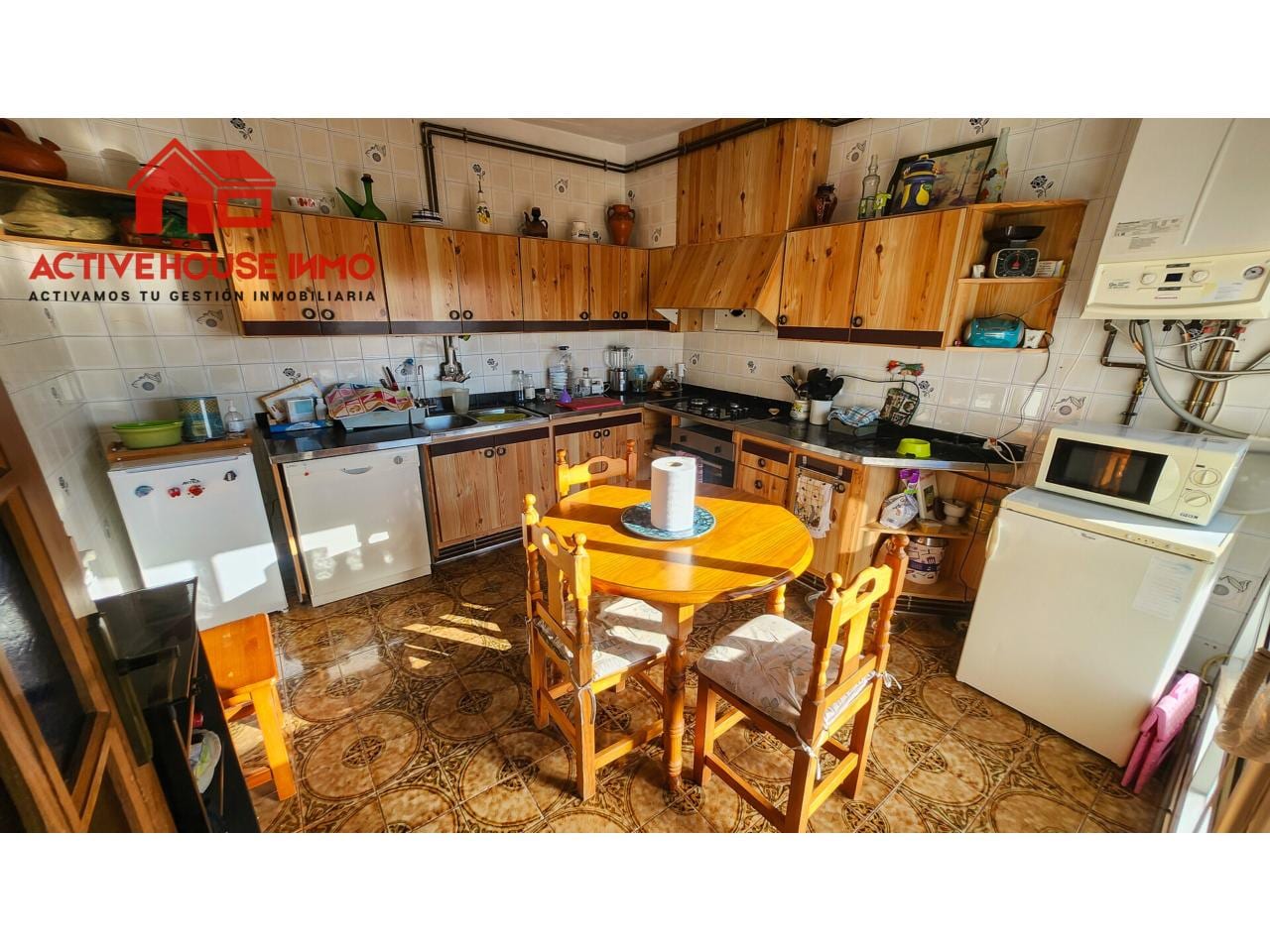 Dos pisos independientes con grande almacén en Alcanar, ideal para varias familias. - Foto 31