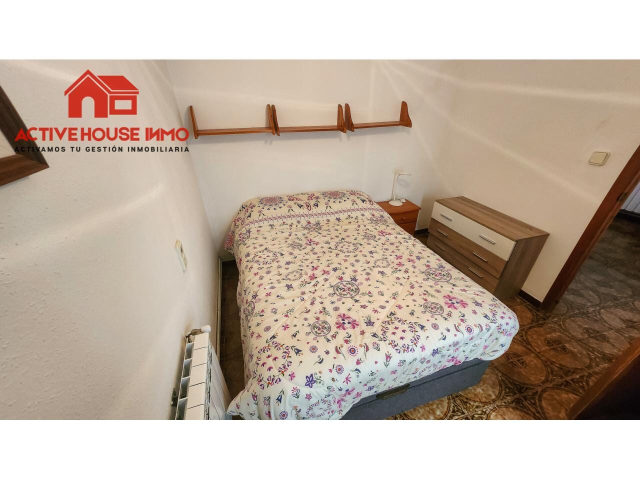 Dos pisos independientes con grande almacén en Alcanar, ideal para varias familias. - Foto 38