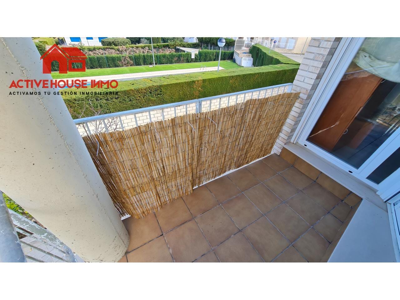 Venta de piso con terraza independiente con vistas en Alcanar - Foto 4