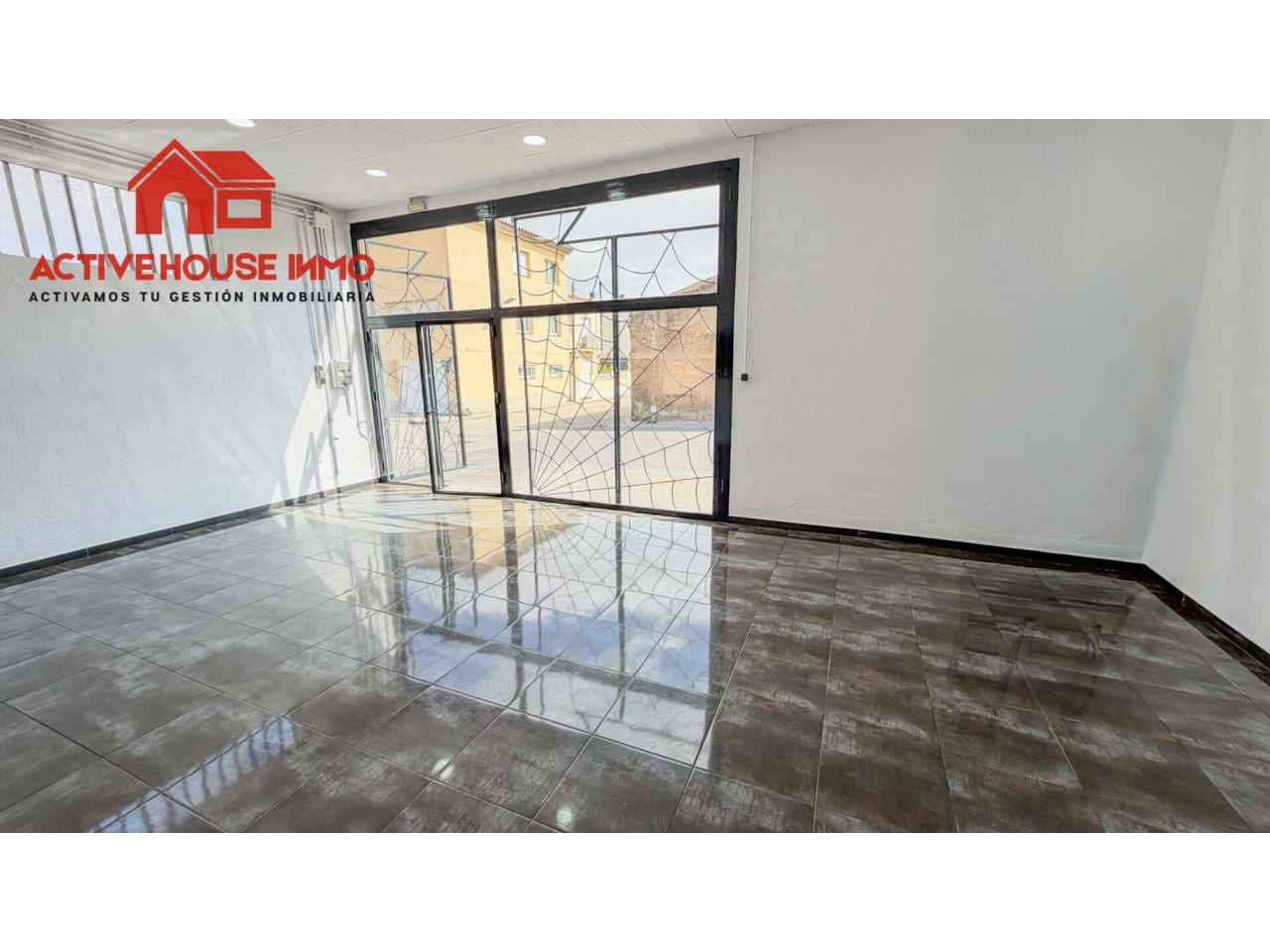 Local Comercial en Alquiler en Santa Bàrbara - Foto 3