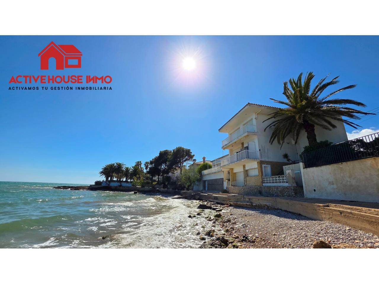 Venta de chalet primera linea unifamiliar en Alcanar Playa - Foto 2