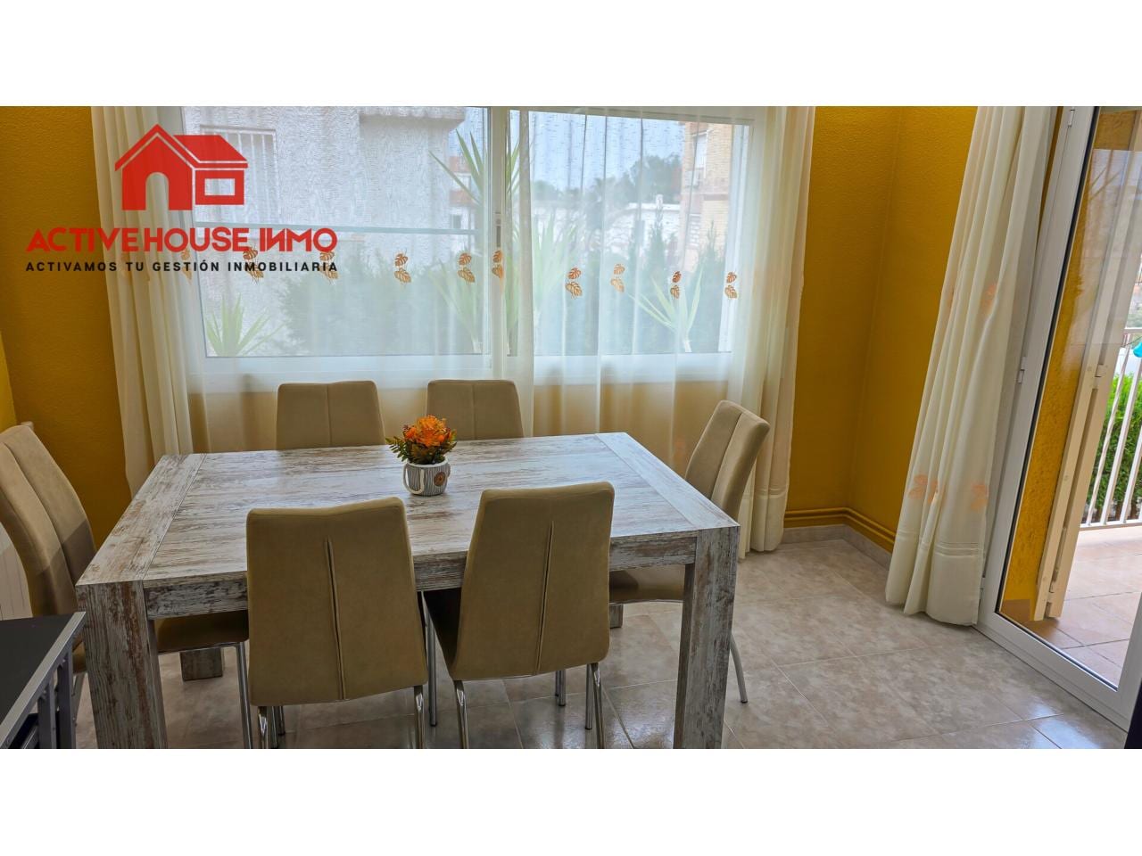 Venta de piso con piscina en Alcanar - Foto 3