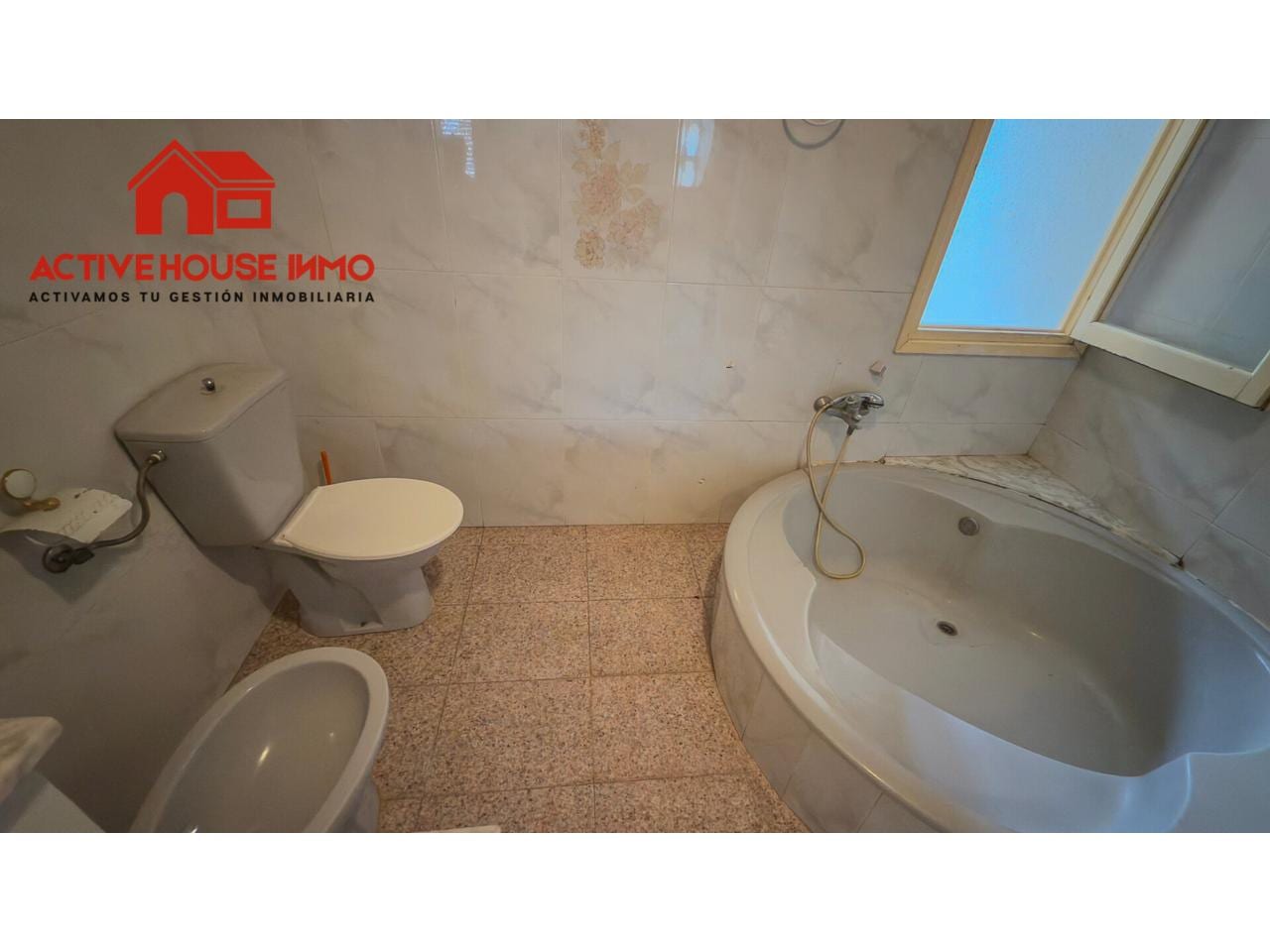 Venta de casa con almacén y 5 habitaciones en Deltebre - Foto 32