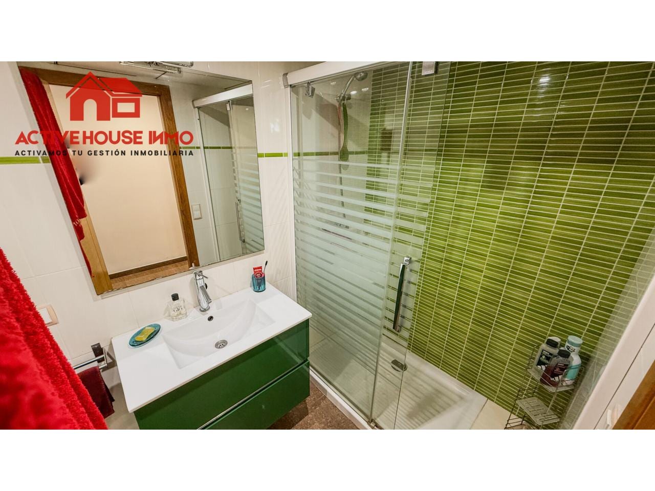 Preciosa casa con garaje en Santa Bàrbara, asoleada y con acceso por dos calles. - Foto 30