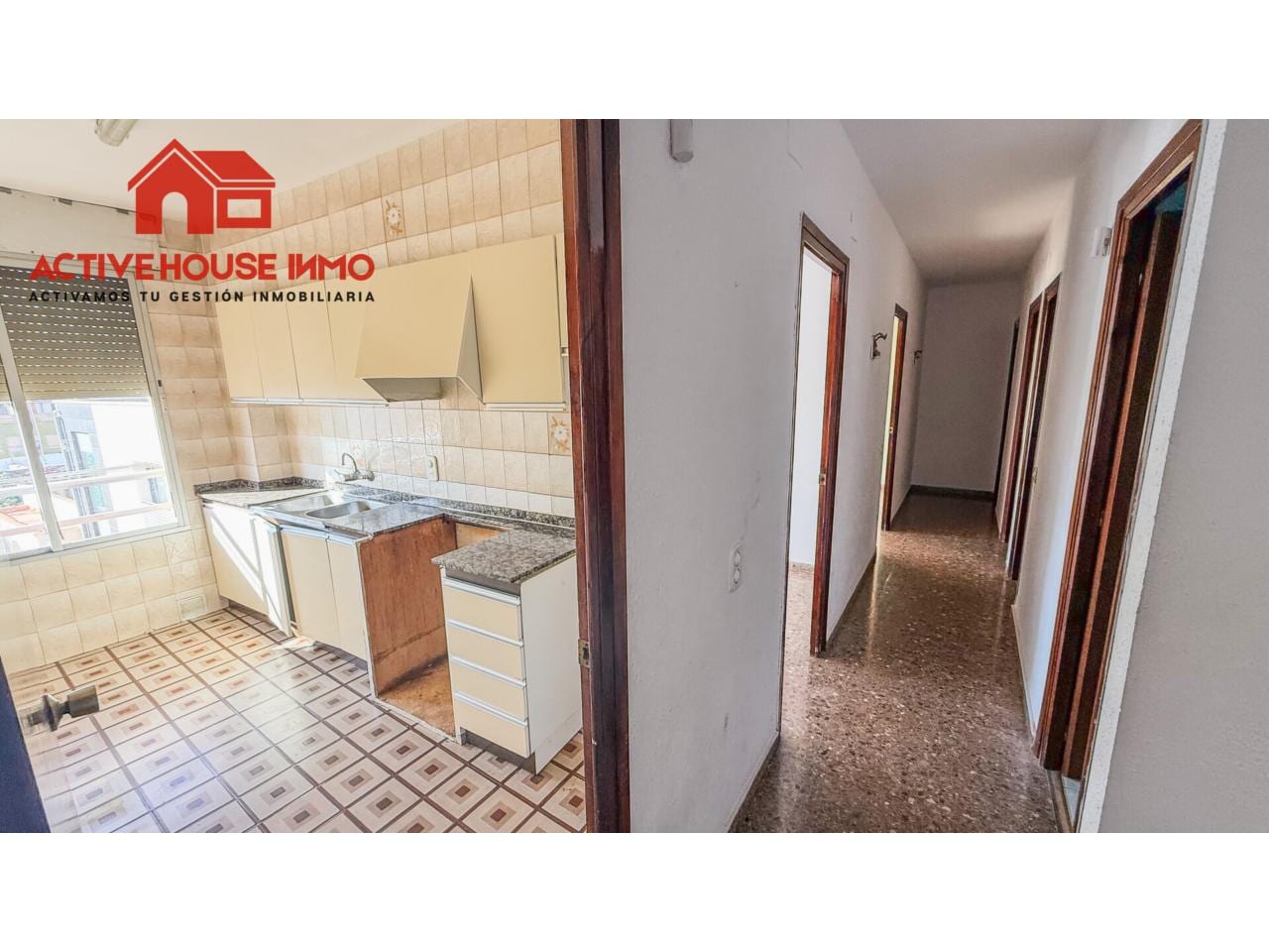 Venta de piso de 4 habitaciones en Santa Bàrbara - Foto 4