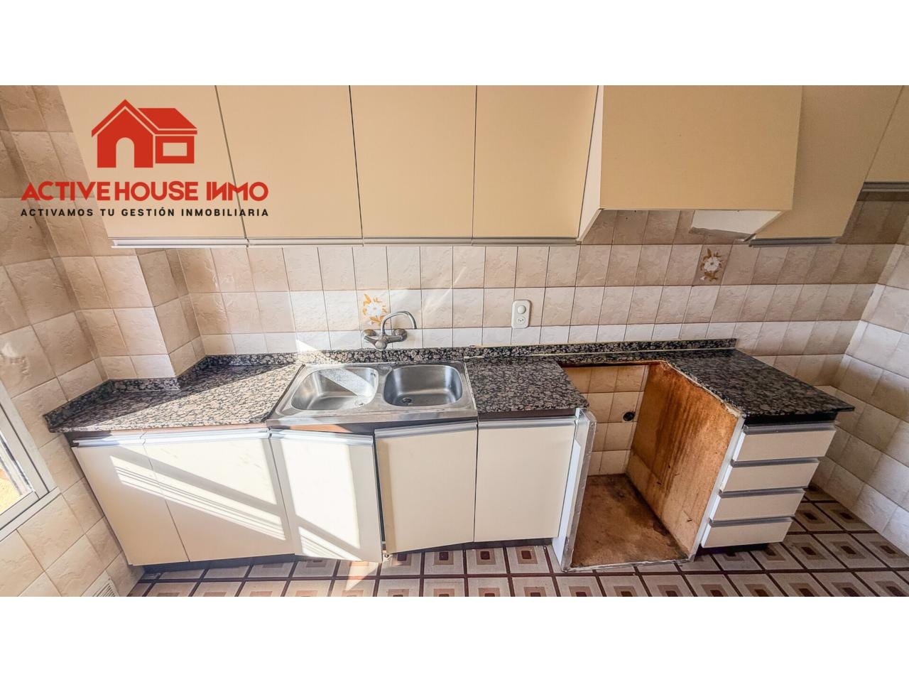 Venta de piso de 4 habitaciones en Santa Bàrbara - Foto 5