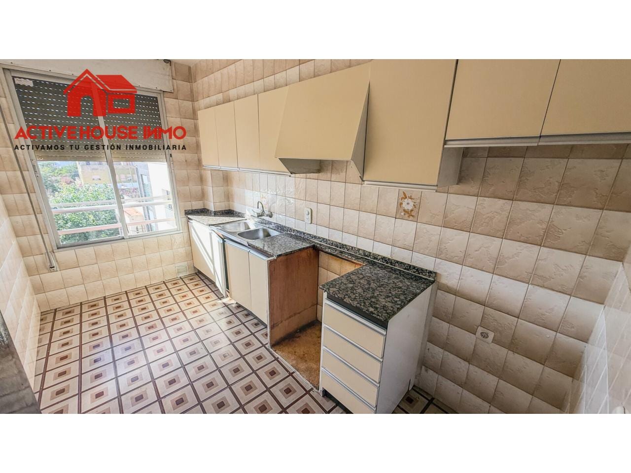 Venta de piso de 4 habitaciones en Santa Bàrbara - Foto 6