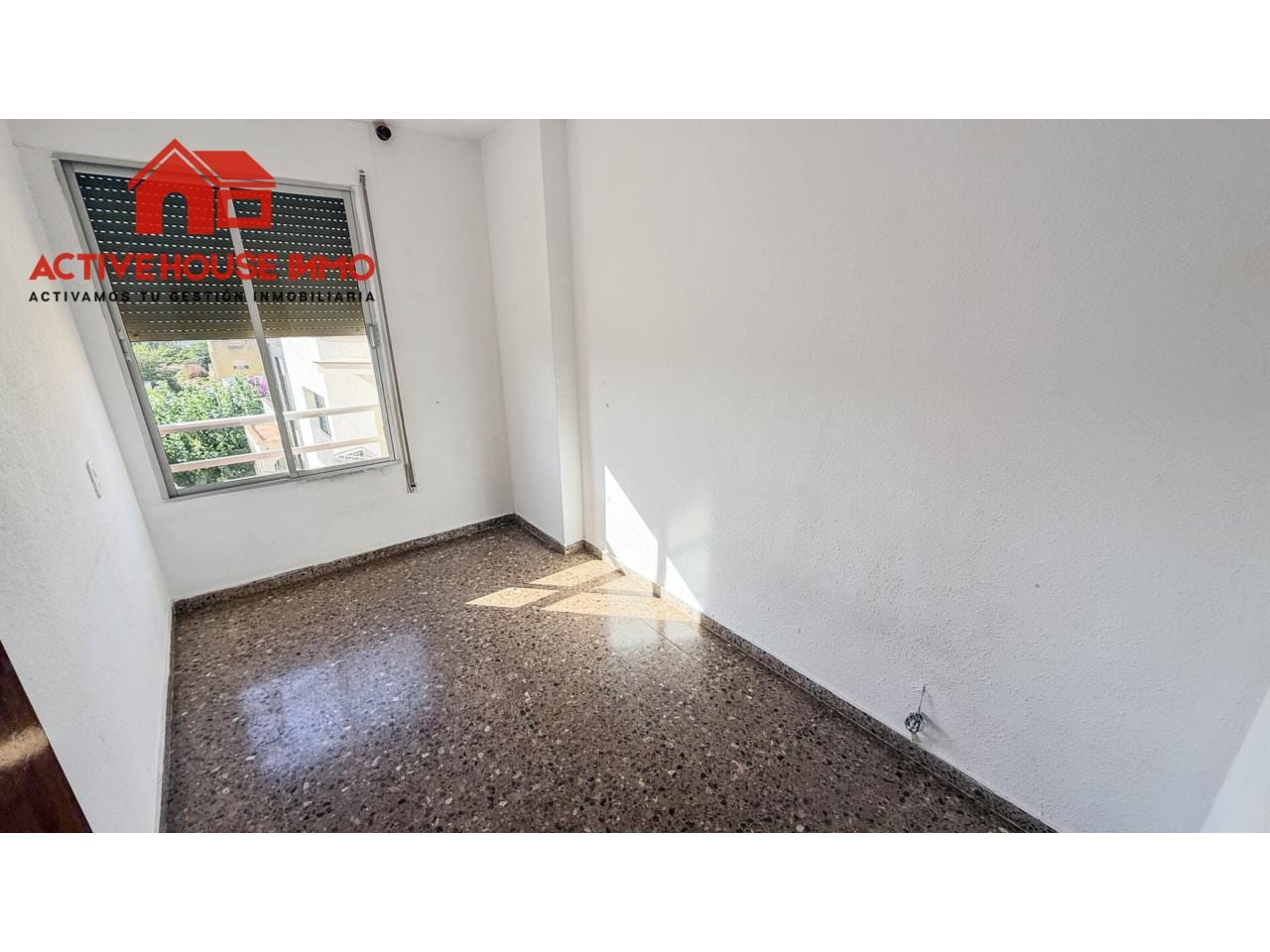 Venta de piso de 4 habitaciones en Santa Bàrbara - Foto 9