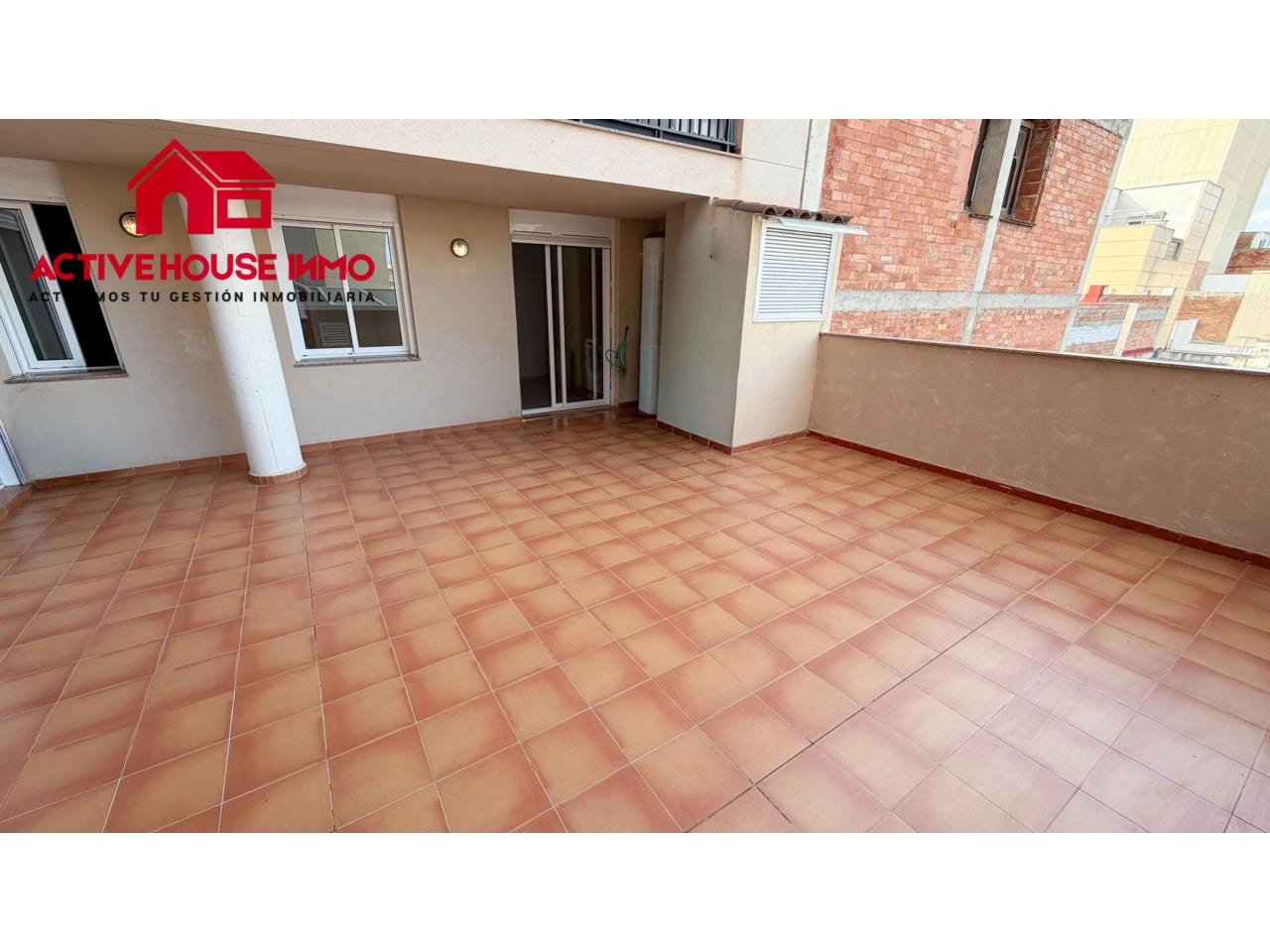 Venta de piso con una magnifica terraza en La Ràpita - Foto 2