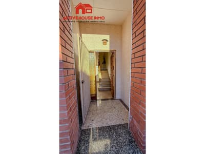Venta de Casa con patio y amplia parcela en Santa Bàrbara