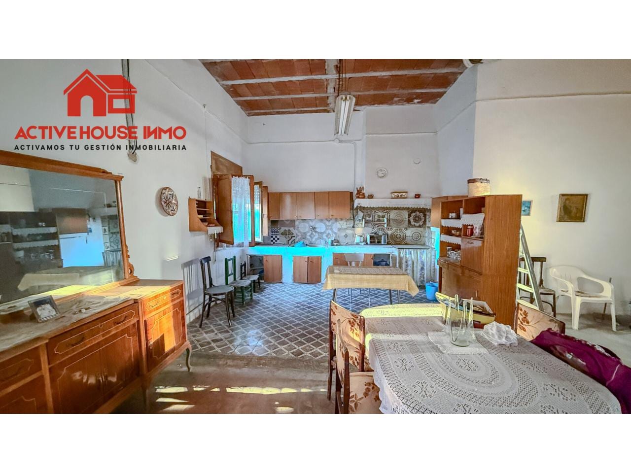 Venta de Casa con patio y amplia parcela en Santa Bàrbara - Foto 5