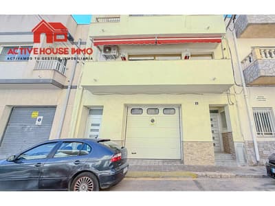 Venta de piso de casa independiente con almacen en La Ràpita