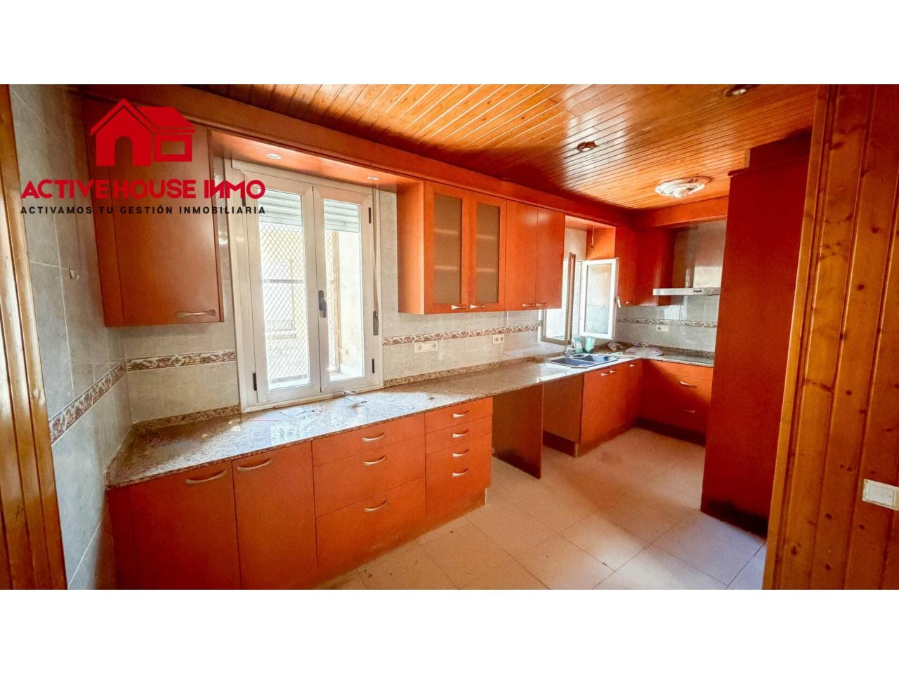 Casa con almacén independinete en venta en Santa Bàrbara - Foto 8