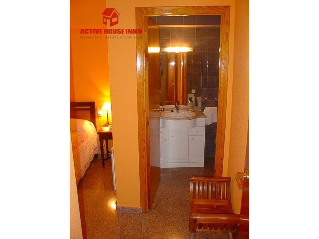 Oportunidad magnífica de negocio con vivienda en Santa Bàrbara - Foto 17